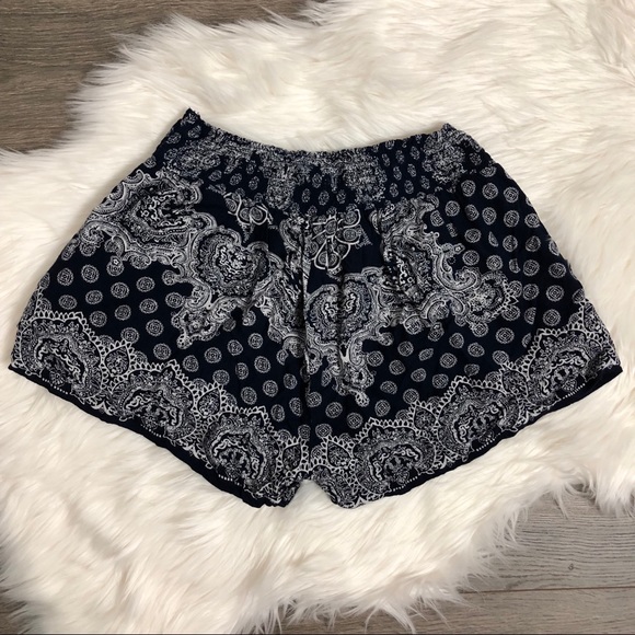 Patrons of Peace Flowy Boho Bohemian Shorts EUC - Picture 5 of 5